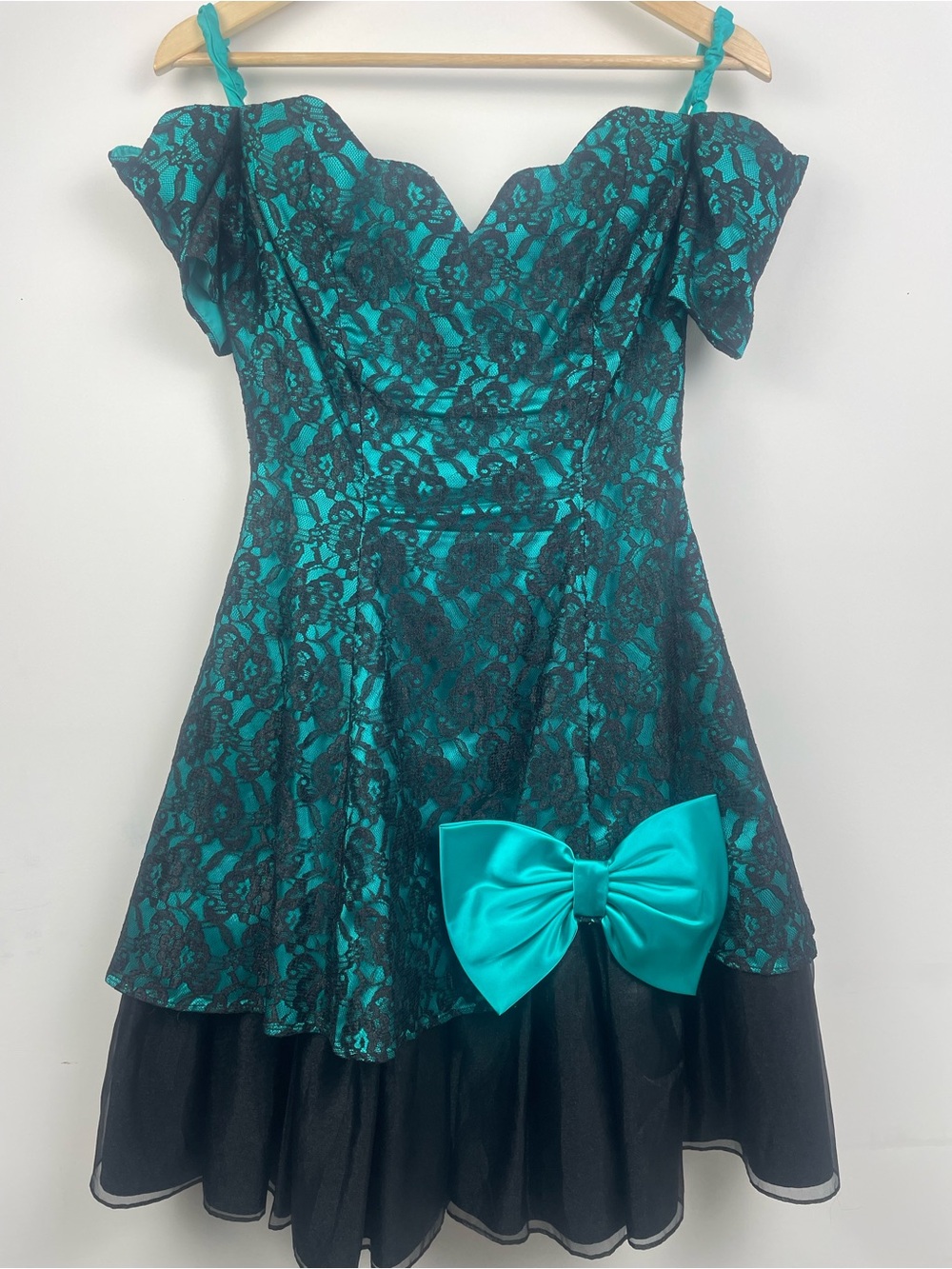 🏷️ Vintage 80s Nu-Mode Teal & Black Lace Prom Cocktail Dress Bow 7/8